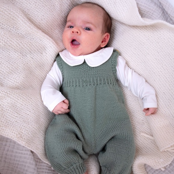 Stickad sparkbyxa Hjärta - garnpaket i Bluum Pure Eco baby Wool